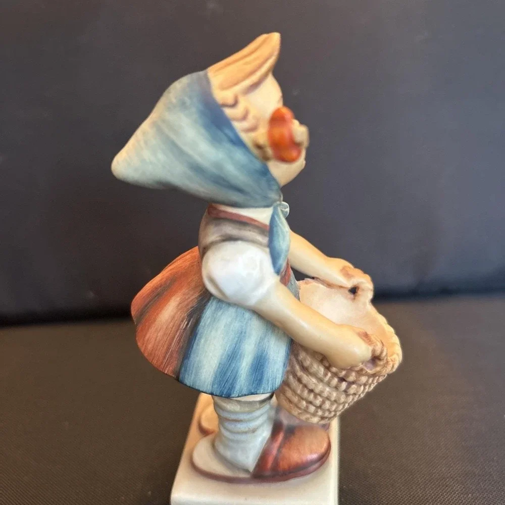 Vintage Goebel Hummel Figurine 